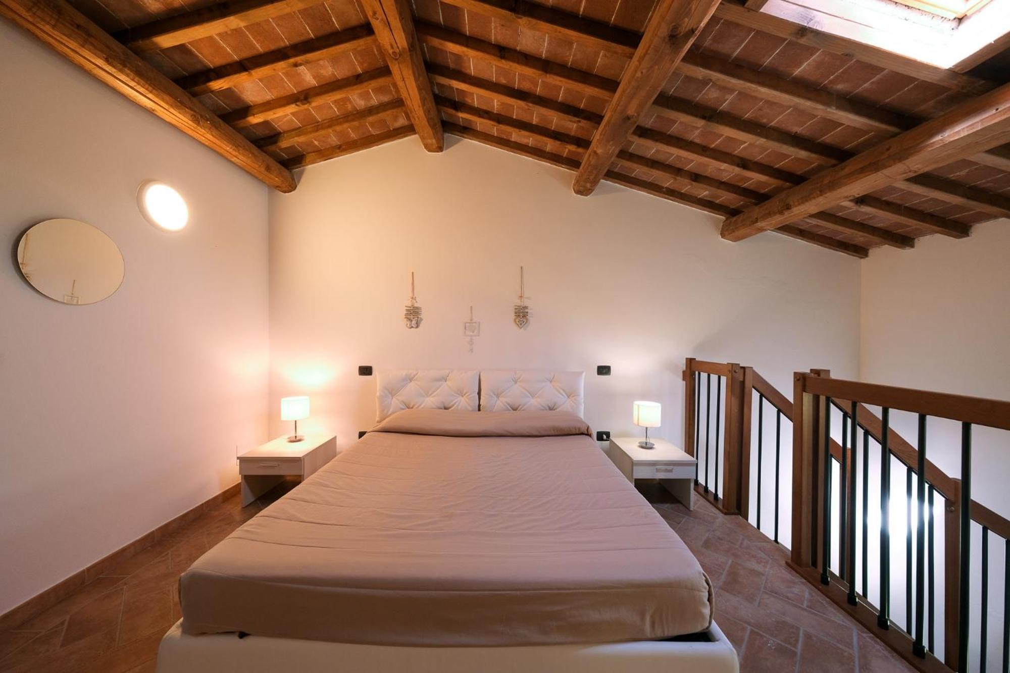 San Ruffino Apartments Lari Esterno foto